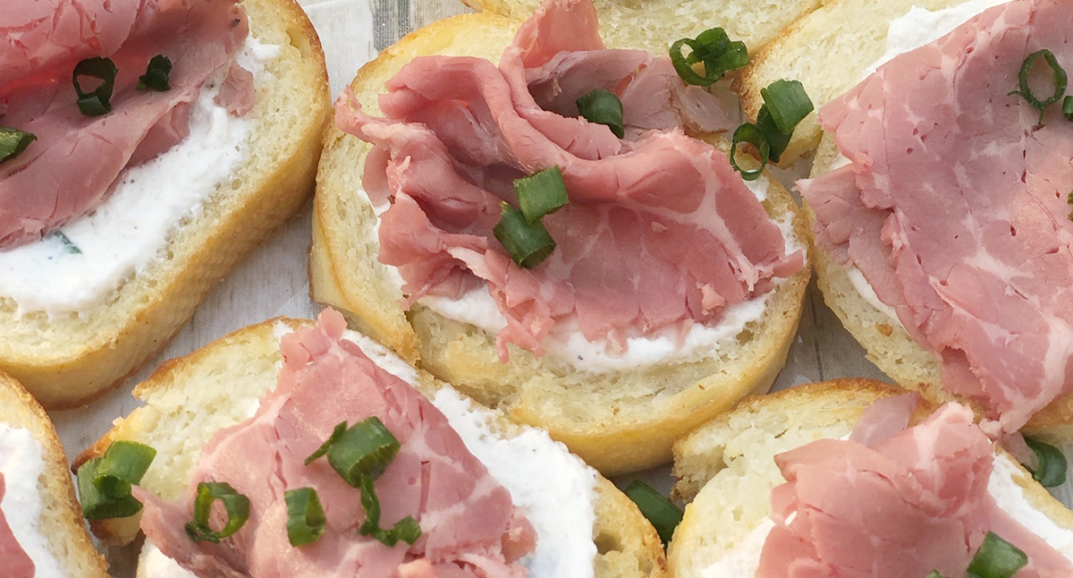 View Roast Beef Bites on Bruschetta with Horseradish Sauce Gallery - Image 1 Roast Beef Bites on Bruschetta with Horseradish Sauce