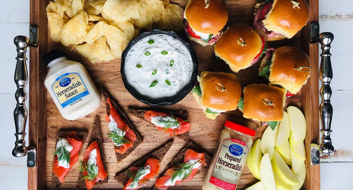 Easy Creamy Horseradish Dip