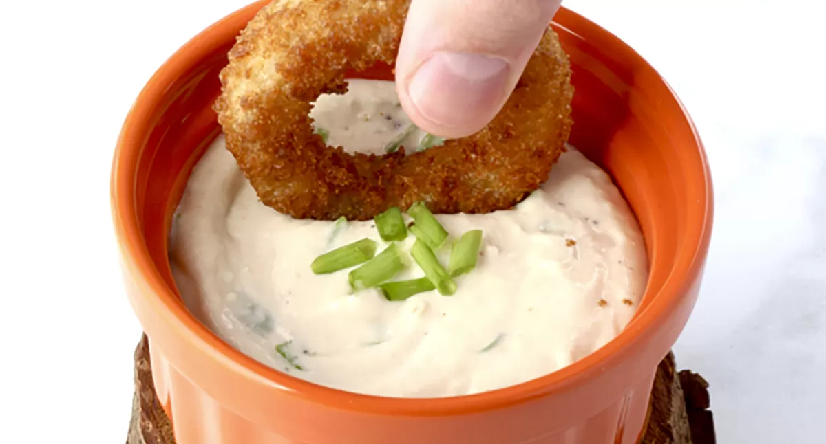 Easy Applewood Horseradish Dipping Sauce