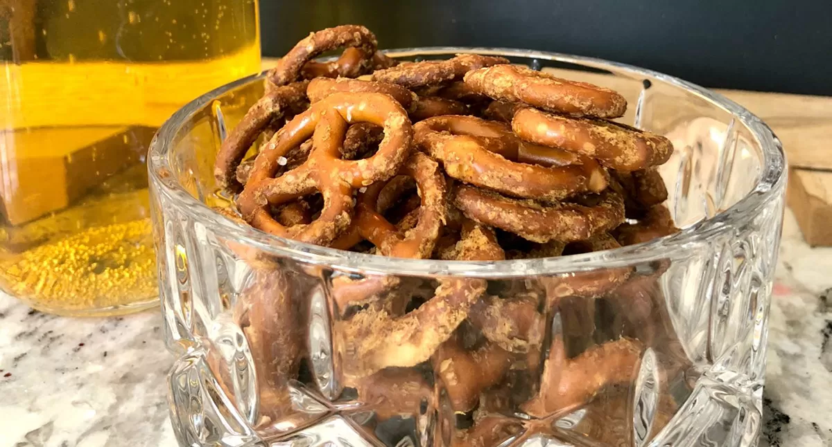 Pro Bowl Mustard Pretzels