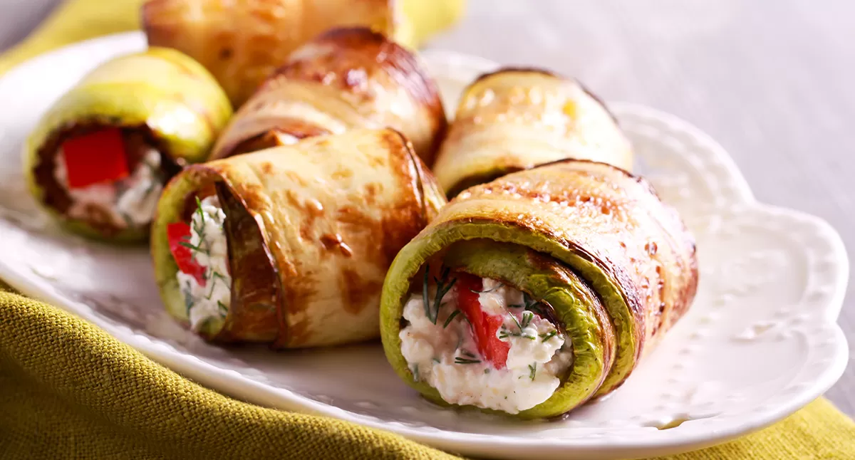 View Zucchini Veggie Rolls with Horseradish Dip Gallery - Image 1 Zucchini Veggie Rolls with Horseradish Dip