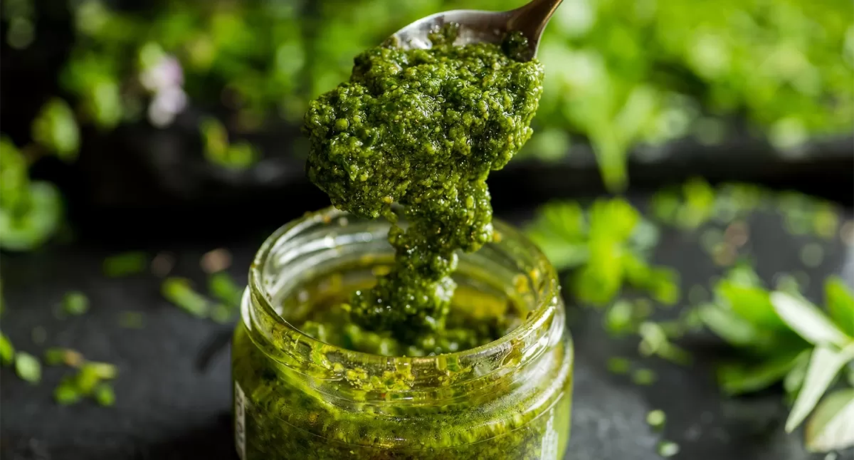 Horseradish Pesto