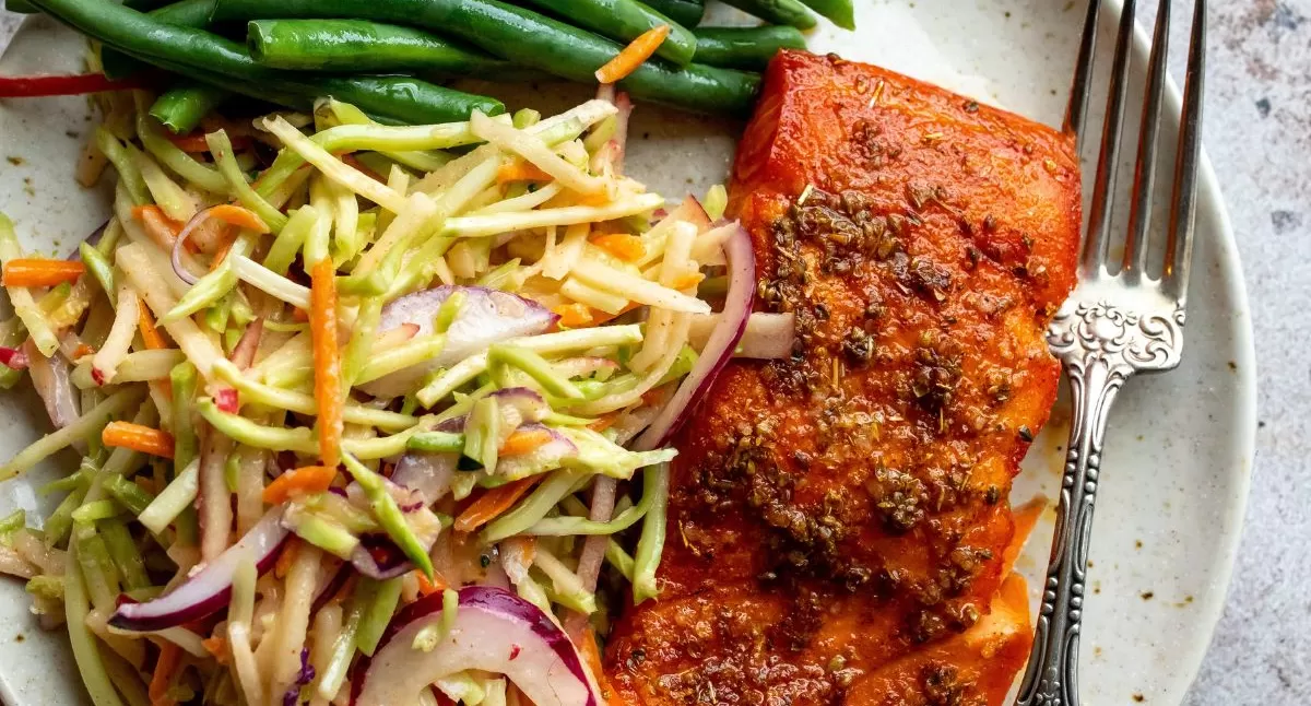 Broccoli Apple Slaw With Salmon