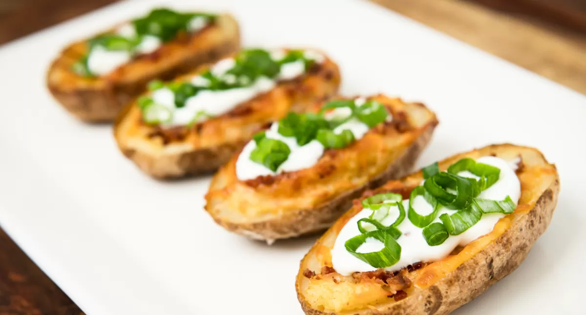 Beer'n Brat Potato Skins